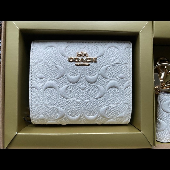 Coach wallet and picture frame key fob gift set 100% AUTHENTIC Christmas BNIB - Picture 2 of 6